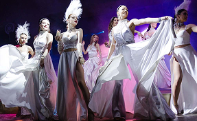 Russian Girl Graduation Ceremony:In collaboration with Illona Magirovskaya